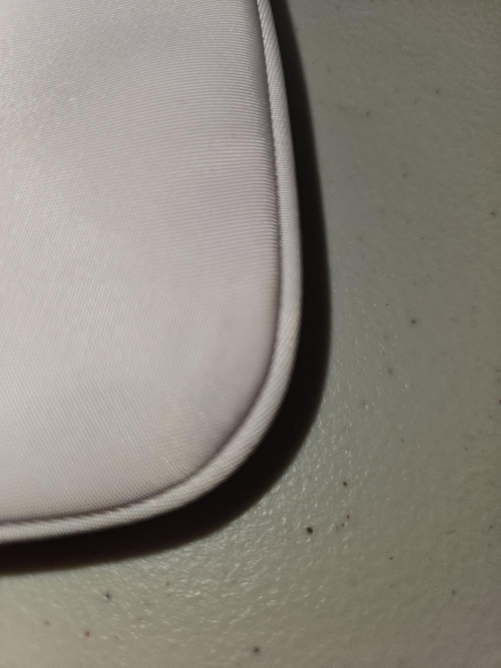 kate spade Chelsea Nylon Medium Wristlet Pouch Like New - Picture 6 of 16